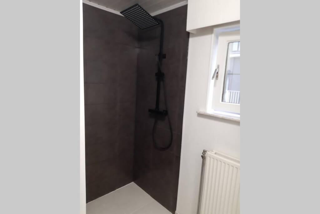 't Onderdak Apartment